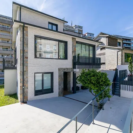 Elegante Y Luminoso En - Apto 3 By * Vigo